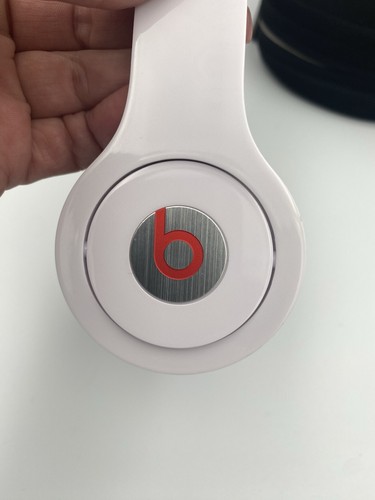Monster beats dre - by, solo
